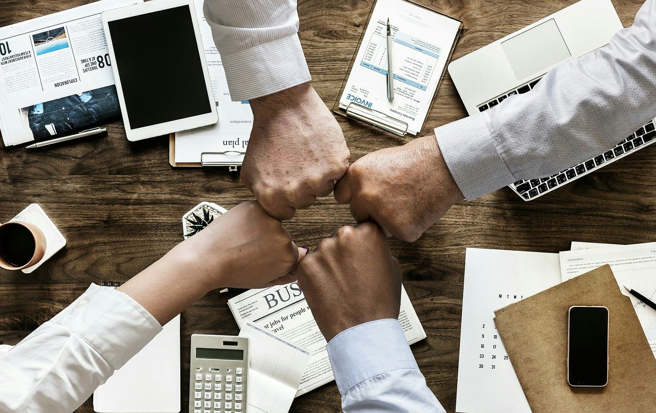 GEMEINSAM HANDELN! Bitzbox.de ist dein partnerschaftlicher Marktplatz für Spielwaren, Sammelobjekte und Modellbauartikel
